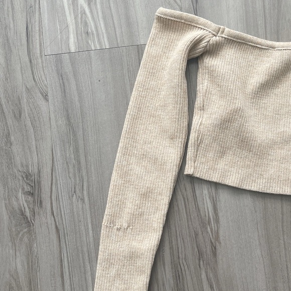 Chic Cream Long Sleeve Cut-Out Set - Picture 3 of 3